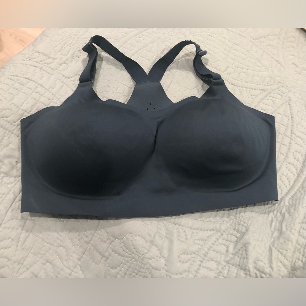 All In Motion Seamless High Support adjustable sports bra